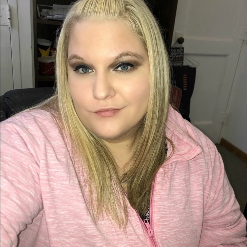 Meet your Posher, Brittany